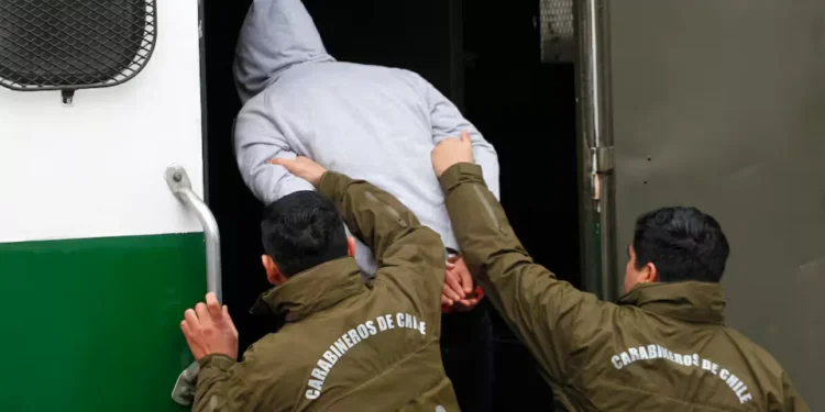 Joven de 15 años en riesgo trascendental para ser baleado por accidente por su amigo en Concón