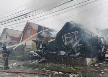 Ascienden a nueve las viviendas afectadas tras explosión por acumulación de butano en Temuco