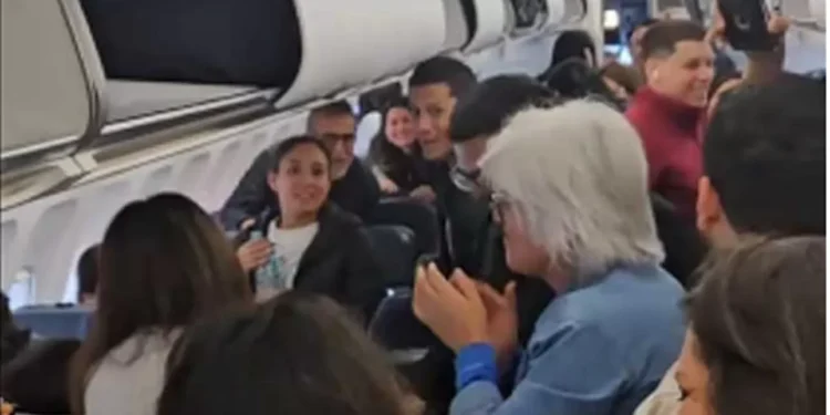 Hámster perdido a bordo de un avión retrasa revoloteo por tres horas en Perú
