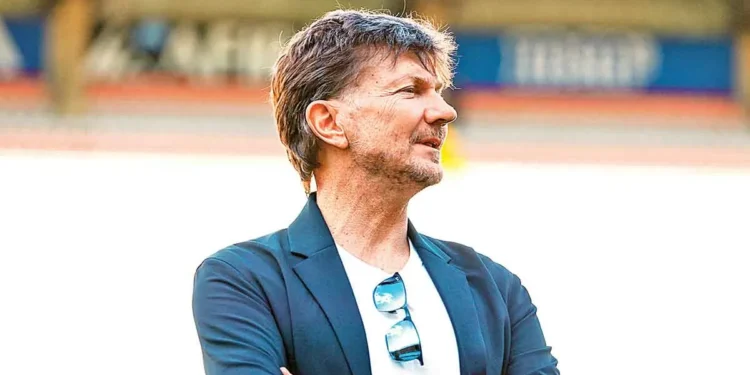 Sale al salvamento: Hernán Cristante va camino al timón de Puebla