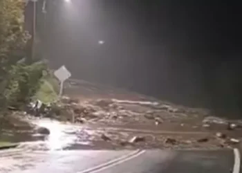 Decretan alerta roja en Puerto Montt por crecida de río Lenca