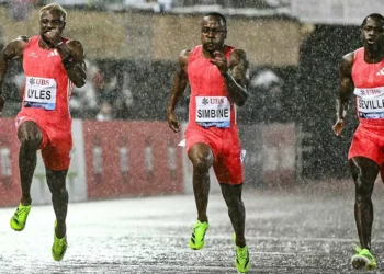 Le toman la medida a Noah Lyles