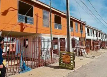 Un 47% de avance presentan viviendas para damnificados en Quilpué