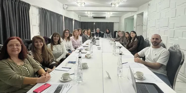 Essential Travel: presencia en el Meetup del sector y Essential Break con quinqué en el Gran Transiberiano