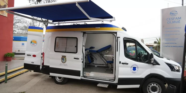 junta Regional de Valparaíso entrega clínica móvil para atención médica y ginecológica en Olmué