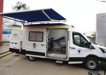 junta Regional de Valparaíso entrega clínica móvil para atención médica y ginecológica en Olmué