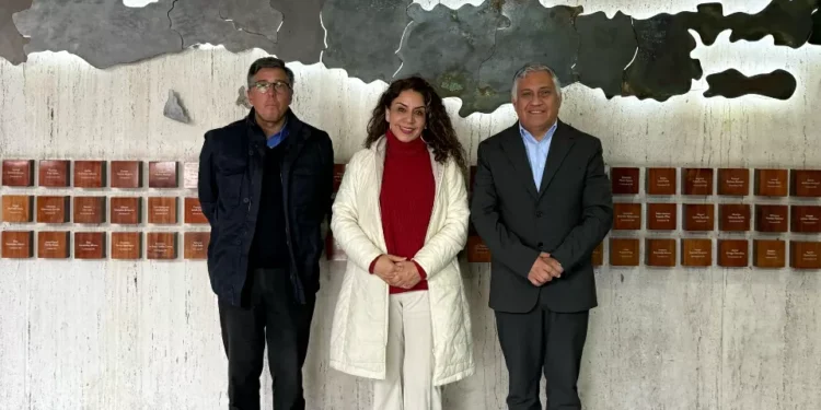 Alcaldesa de La altura gestiona mejoras viales con el Ministerio de Obras Públicas