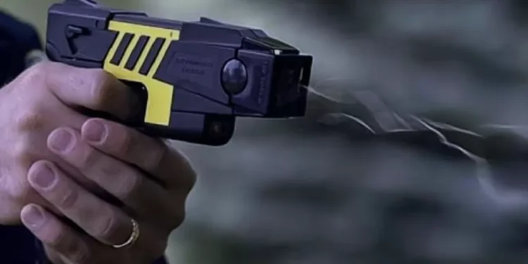 Gobierno autoriza a Carabineros efectuar compra de pistolas tipo taser