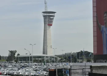 Iba a ser la torre de ejercicio más alta de América latina, pero lleva 6 años abandonada y el futuro es incierto