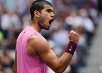 Carlos Alcaraz elimina a Djokovic y va a Final del US Open 2025