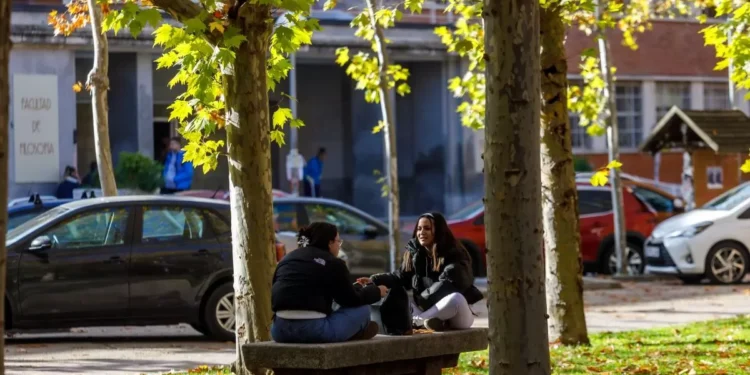 Unos jardines verdes