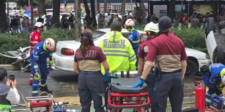 Protección Civil realiza mega simulacro en Reforma 222