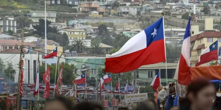 Cancelan fonda de Maitencillo y anuncian la devolución de entradas