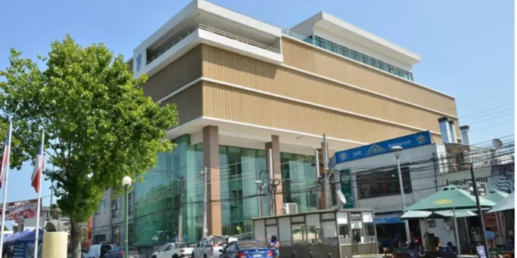 PDI realiza diligencias en dependencias de la Municipalidad de Coronel e incauta dispositivos electrónicos