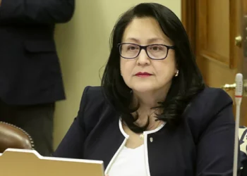 Contraloría activa investigaciones ante denuncias por usos irregulares de viviendas fiscales