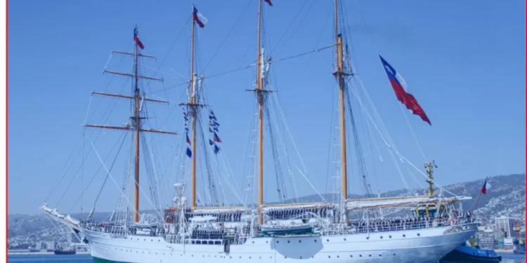 la Esmeralda llegó a Valparaíso tras travesía de instrucción número 69