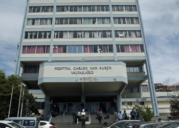 Denuncian a apoderado por apuñalar a benjamín de 13 años en fiesta de colegio de San Antonio