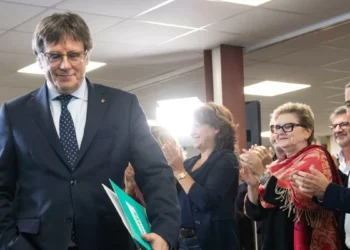 De romper y de hacerse añicos