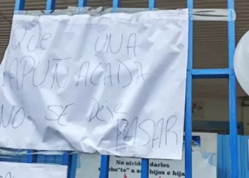 Alumna de seminario de Valparaíso termina con heridas tras agresión con una tijera