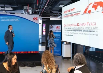 Buscan educar a médicos en educación sexual con alza digital gratuita