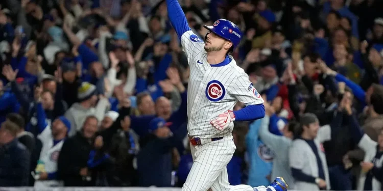 Chicago gana y obliga al Juego 5 ante Milwaukee