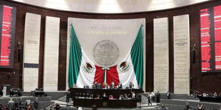 Turnan a la Comisión de recursos minuta del Senado sobre reformas a la Ley Aduanera