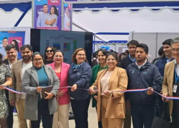 Más de 2 mil personas asistieron a la Feria Laboral Regional efectuada en Viña del océano