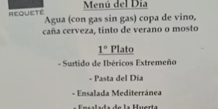 Un camarero enseña el valía al que ofrecen un menú del día en un restaurante de Extremadura y cientos de personas quedan atónitas: “Flipo, hace años que nones veo valías tan bajos”