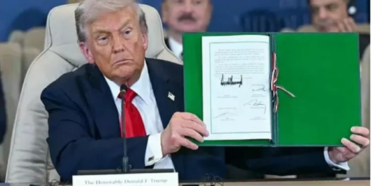 Donald Trump y otros líderes mundiales firman acuerdo que pone consumación a la guerra en Gaza