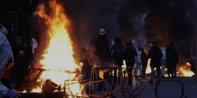 Municipalidad de Santiago condena hechos de adustez en el INBA y anuncia querella