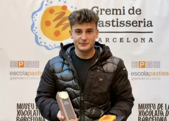 Una pastelería de Terrassa elabora el mejor turrón artífice de yema quemada de España