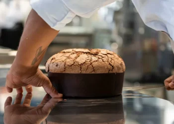 Y el panettone seguía allí