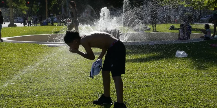 Tras el calor y 34° de sensación térmica, cómo sigue el clima durante el resto del fin de semana prolongado