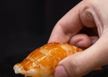 La evolución del sushi: cuál es la tradición japonesa que ahora es megalomanía en los restaurantes