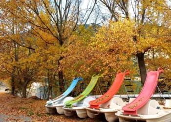 El nostálgico otoño del pantano de La Baells