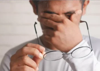 ¿Por qué te sientes cansado después de comer pero sigas una dieta equilibrada?