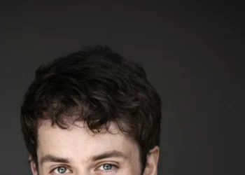 Nicklas Brendborg, biólogo molecular: “Los fabricantes de ultra-procesados imitan la composición de la caseína materna”