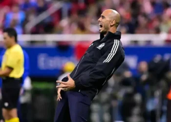 El secreto de Guido Pizarro para dirigir a André-Pierre Gignanc en espina final