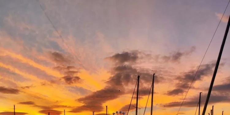 La puesta de sol náutica de Barcelona