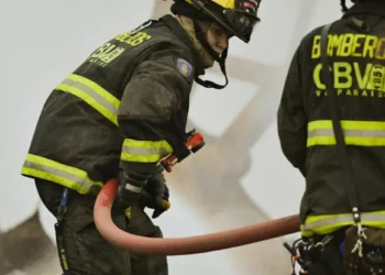 Bomberos de La Cruz denuncian que uno de sus voluntarios provocó fuego forestal