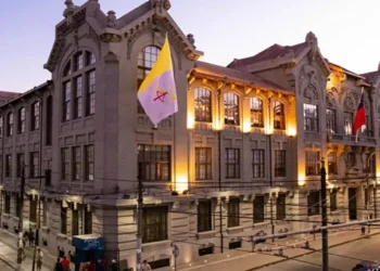 Estudiantes de la PUCV habrían recibido correo con amenaza de tiroteo