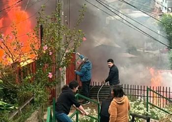 Una persona falleció durante incendio estructural en Viña del Mar