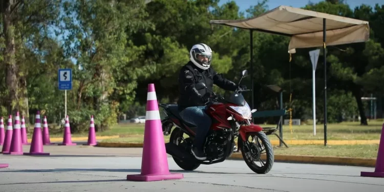 Examen para conducir motos: por el aumento de la recurso, suman una nueva pista de pruebas en la Ciudad