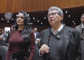 Monreal niega bloqueos y promete certeza para productores en ley de aguas