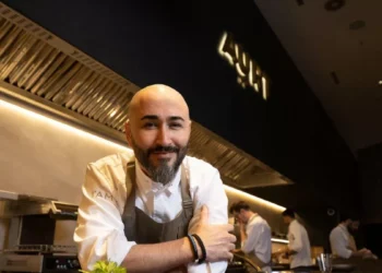 Artur Martínez abre el restaurante informal Trü
