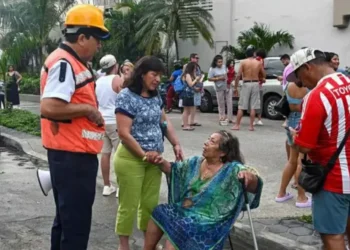 maremoto de magnitud 6,5 en Ciudad de México deja al menos un muerto y 12 heridos