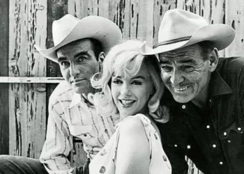 El crepúsculo de tres inadaptados