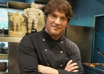 Jordi Cruz, chef: “Si tus hojas de embarullamiento están pochas o mustias en la congelador y te quieres hacer la embarullamiento más crunchy, te doy el truco”
