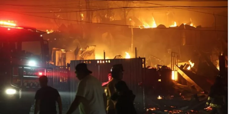 ministerio eleva a 20 las víctimas fatales y 536 las casas destruidas por incendios