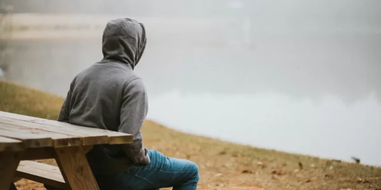 Lingüistas aclaran que “disociarse” es sinónimo de trasladarse de huevón